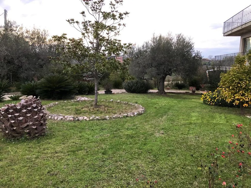 Villa Leone Pianella  0*, Pianella (Pescara) Italy